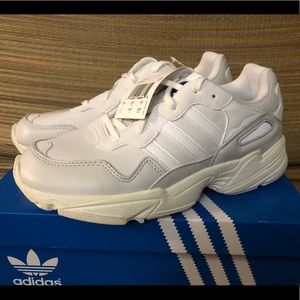 Adidas original Yung 96 J Triple white size 7